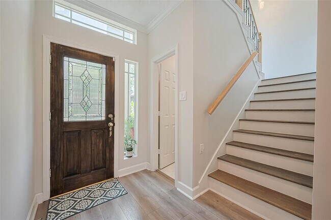 Foto del edificio - 1413 Whispering Pines Dr