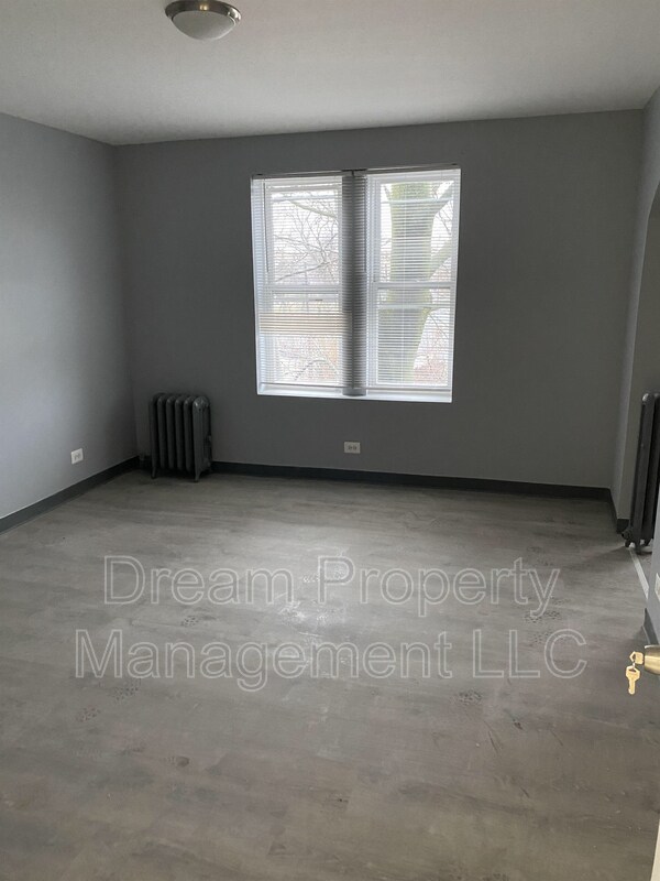 Foto del edificio - 7146 S Lowe Ave