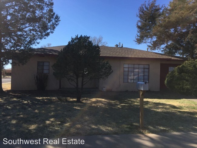 Foto del edificio - 305 W Manana Blvd