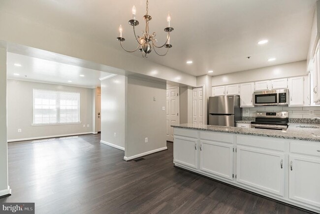 Foto del edificio - 1652 Willowwood Ct