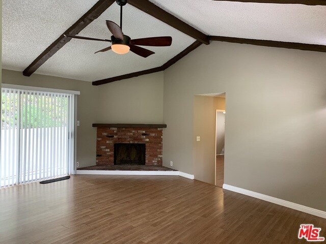 Building Photo - 2420 Drury Ln
