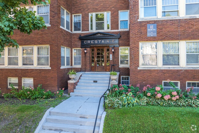 Building Photo - 809 Douglas Ave