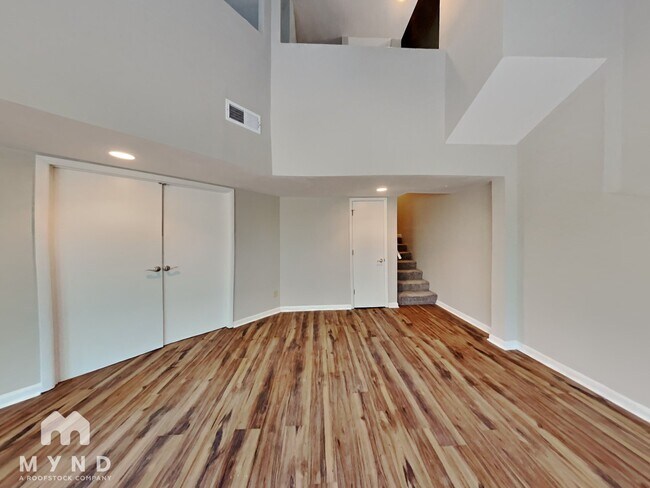 Foto del edificio - 4940 Karls Gate Dr