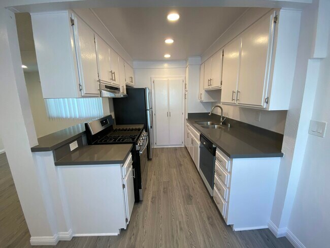 Foto del edificio - 16904 New Hampshire Ave