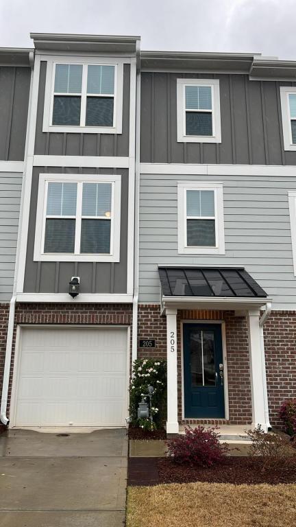 Foto principal - 425 Rhamkatte Rd