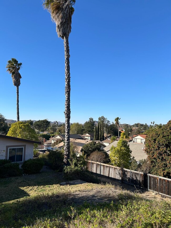 Building Photo - 2 Bed 2 bath in the heart of Rancho Bernar...