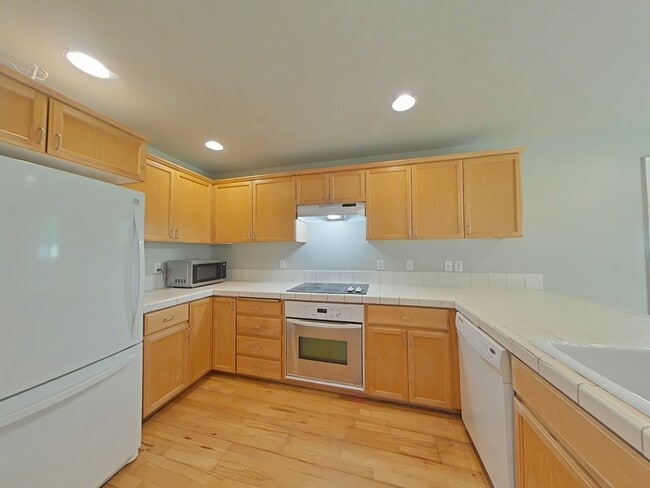 Foto del edificio - 4 Bedroom House ~ South Corvallis