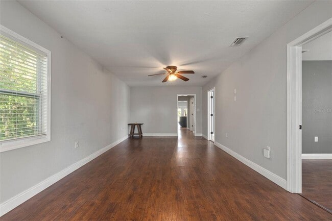 Building Photo - 3106 E Trapnell Rd