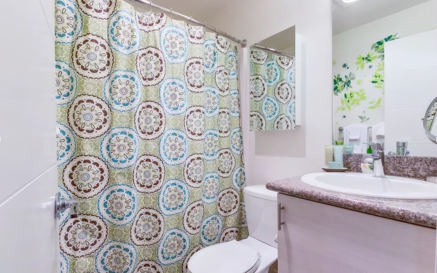 Building Photo - 1609 S Weller St