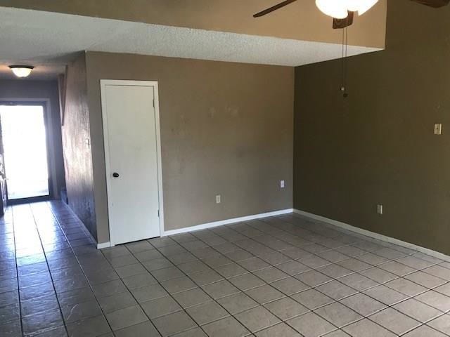 Building Photo - 3825 Teel Dr