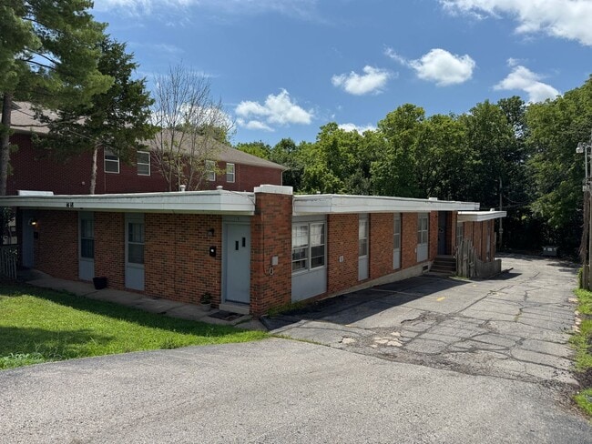 Building Photo - 2BR/1BA East Campus - Short Distance to Campus!! Coin-operated washer/dryer on-site.