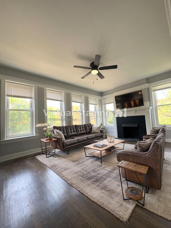6259 Lakewood - 3 bedroom - 6257 Lakewood