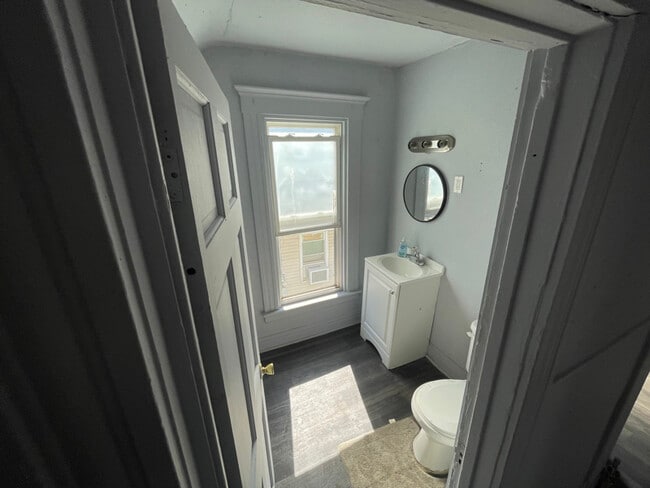 Building Photo - 1636 Milburn Ave