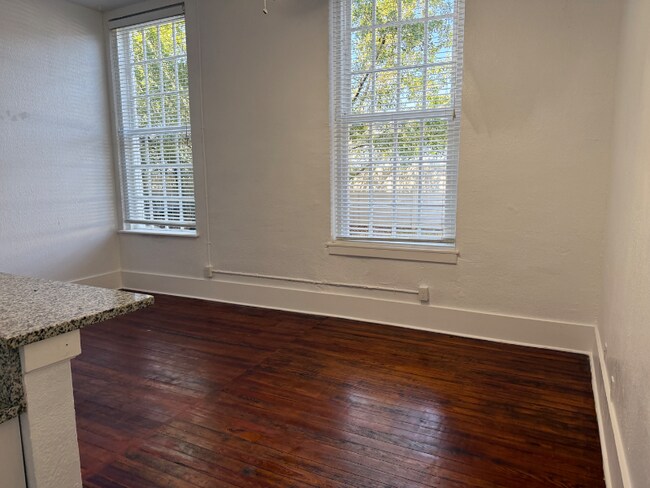 Building Photo - 1090 10th St N