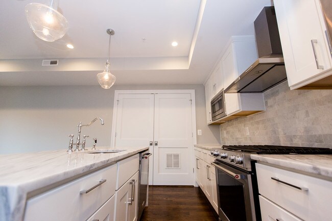 Foto del edificio - 4343 Harrison St NW