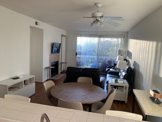 Foto del edificio - 20251 Cape Coral Ln