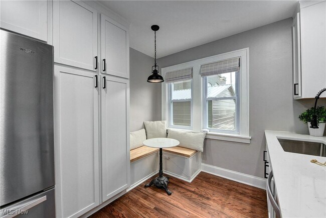 Foto del edificio - 5702 Herman Ave