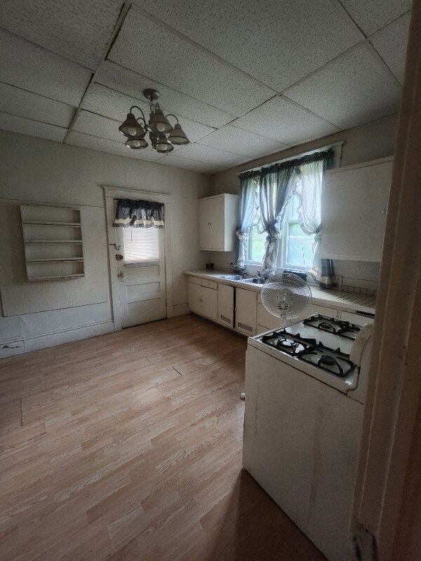 Building Photo - 1042 W Prairie Ave