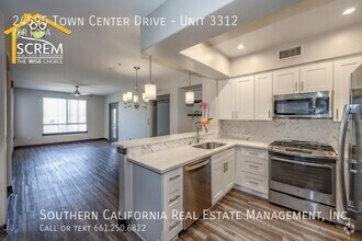 Building Photo - 24595 Town Center Dr