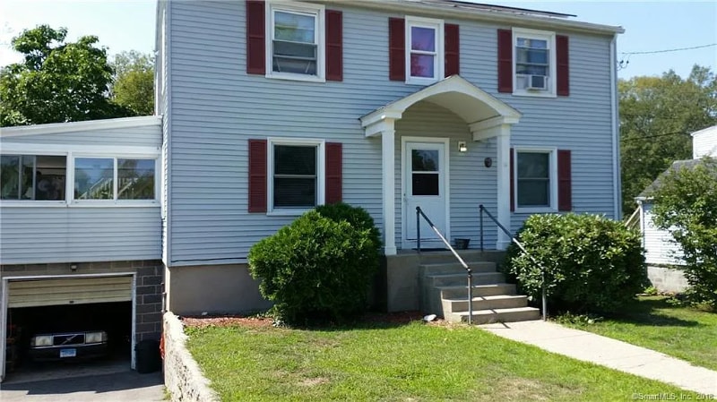 Photo - 11 Lathrop Ave (Stonington, CT)