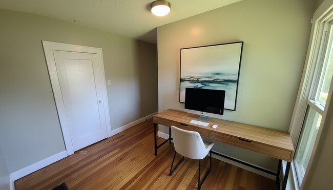 Foto del edificio - 860 Fletcher Ave