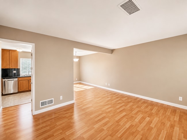 Building Photo - 4648 Balboa Way