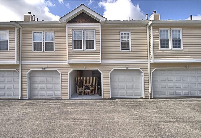 Foto del edificio - 2507 Whispering Hills Dr