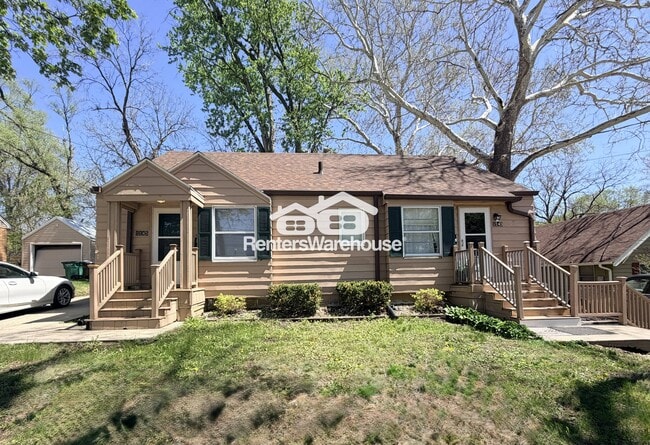 Building Photo - 1145 65th St