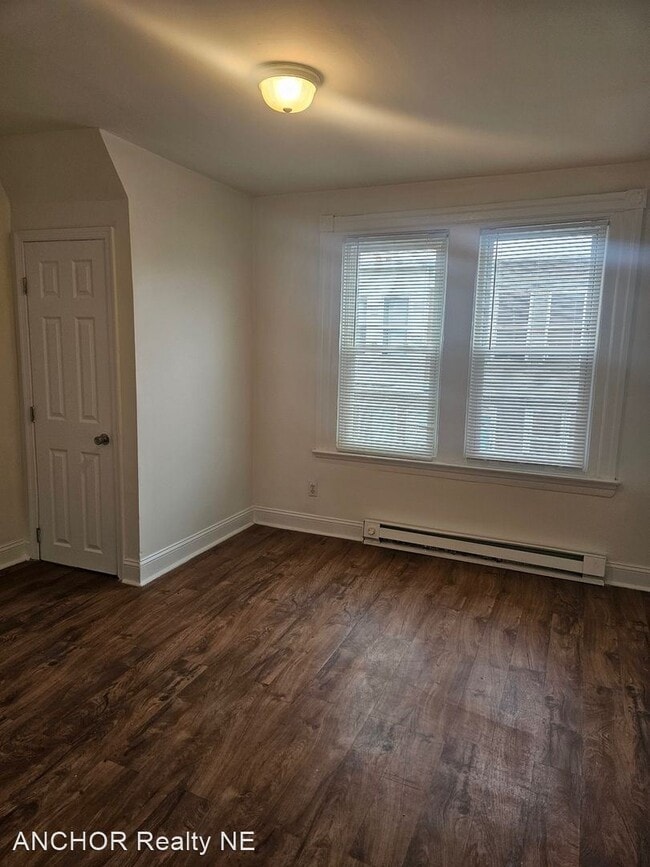 Building Photo - 3 br, 1 bath House - 6524 Allman St