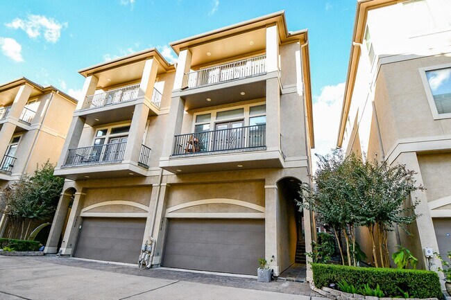 Foto del edificio - 6818 Staffordshire Blvd