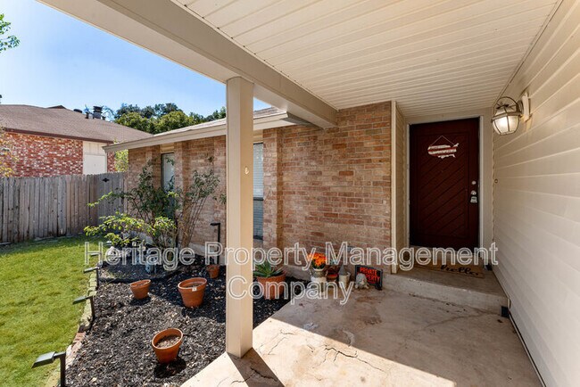 Foto del edificio - 8730 Timber Cloud St