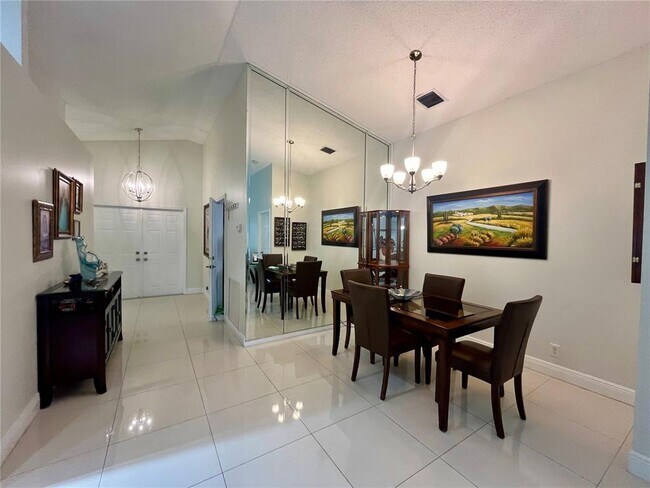 Foto del edificio - 13244 NW 12th St