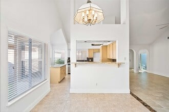 Building Photo - 16054 Hidden Acres Dr