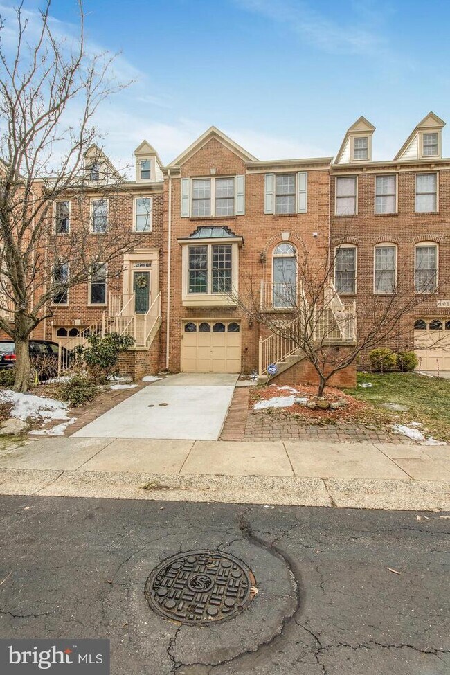 Building Photo - 10122 Treble Ct