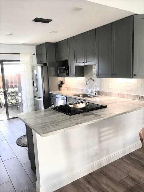 Foto del edificio - 8073 SE Villa Cir