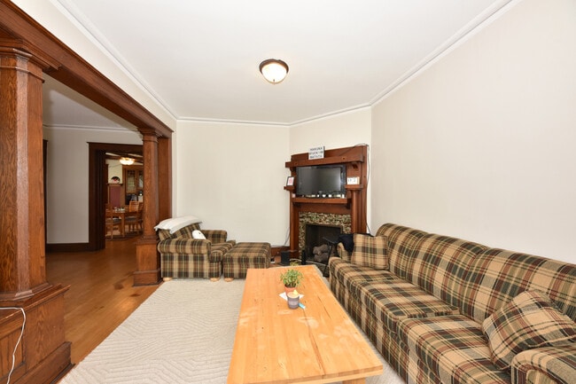 Vista de vida 1 - 2853 N Murray Ave