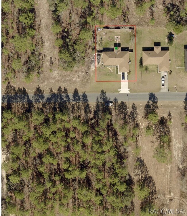 Foto del edificio - 1211 W Newbury St