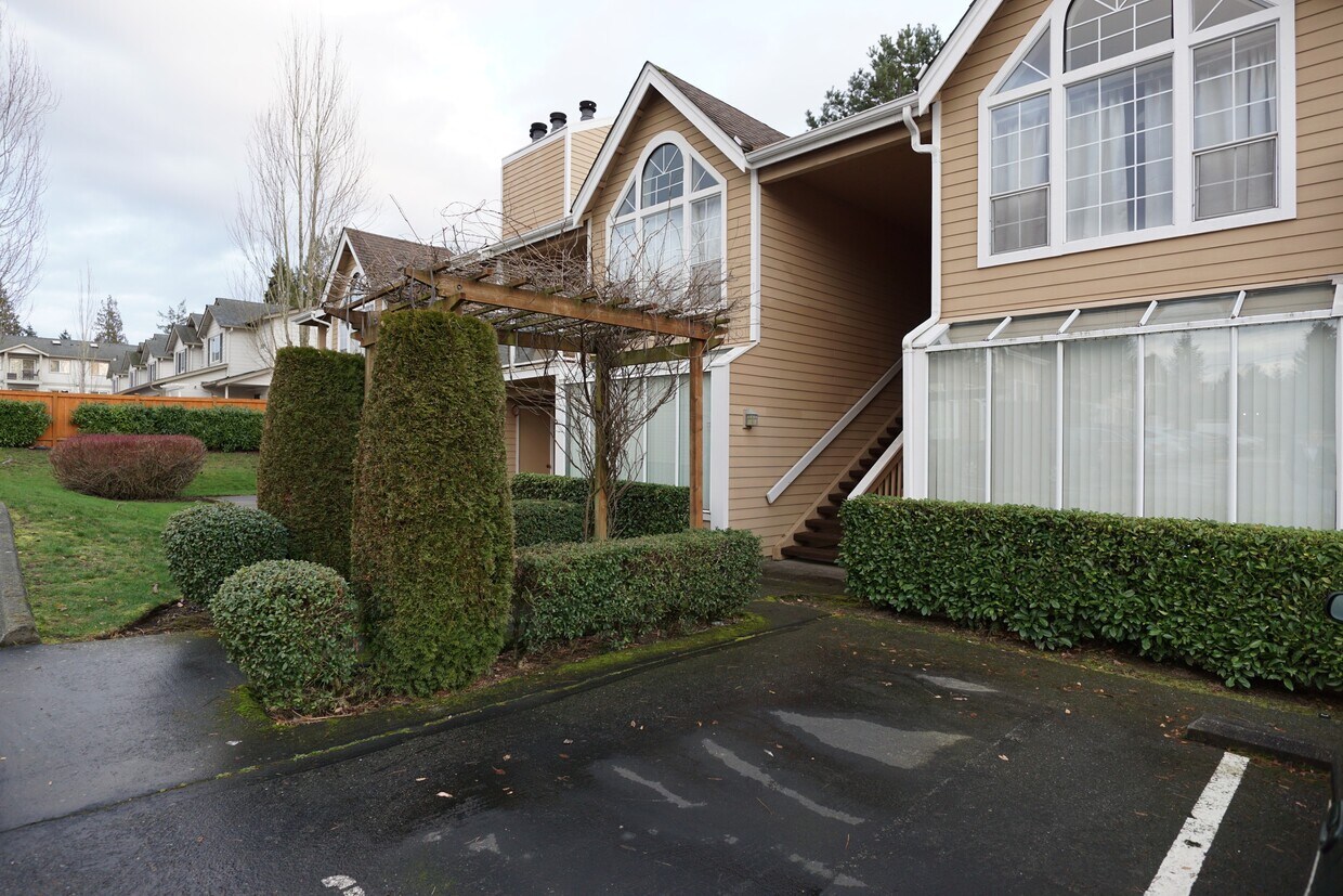Primary Photo - 16419 Spruce Way