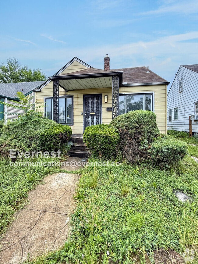 Building Photo - 18184 Riopelle St
