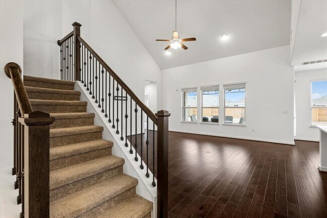 Foto del edificio - 7200 Garnet Mill Ln