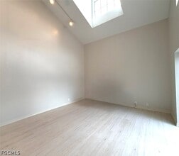 Building Photo - 13121 Whitehaven Ln