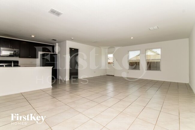 Building Photo - 5430 Bristle Leaf Dr