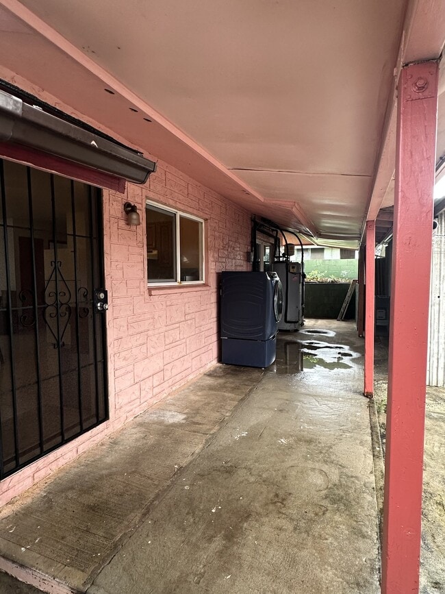 Building Photo - 496 S Kamehameha Ave