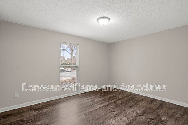 Photo - 4620 Central Ave Apartment