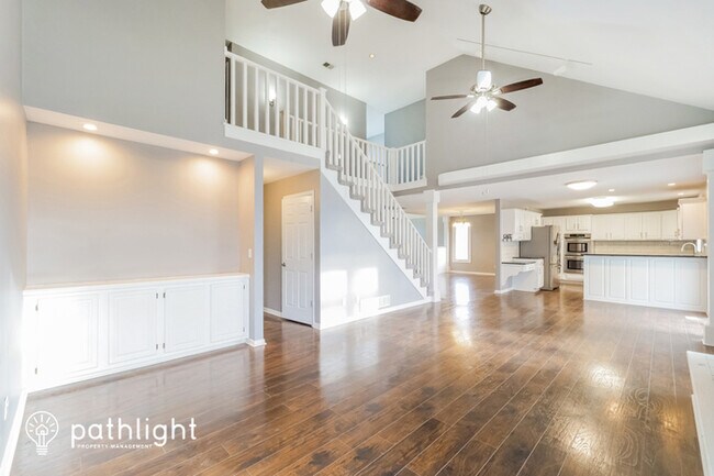 Building Photo - 2435 Northwest Shady Bend Lane, Lee's Summ...