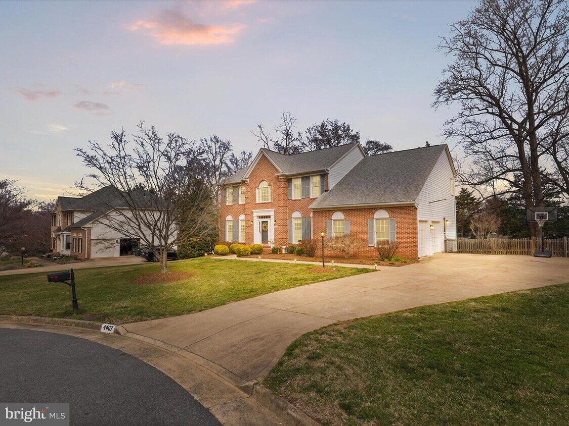 Foto principal - 4407 Jayson Ln