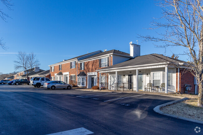 Foto del edificio - Hickory Hills Condominiums