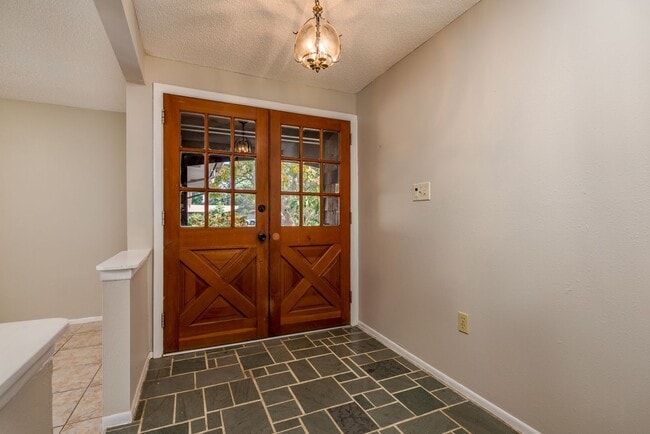 Building Photo - Carlton Road