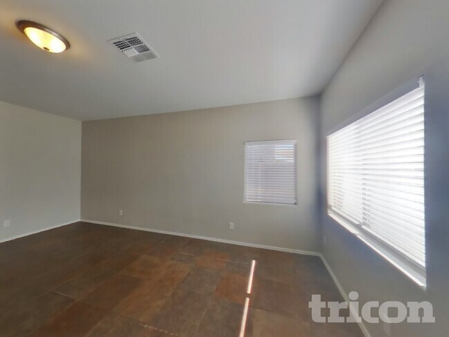 Building Photo - 44103 W Neely Dr