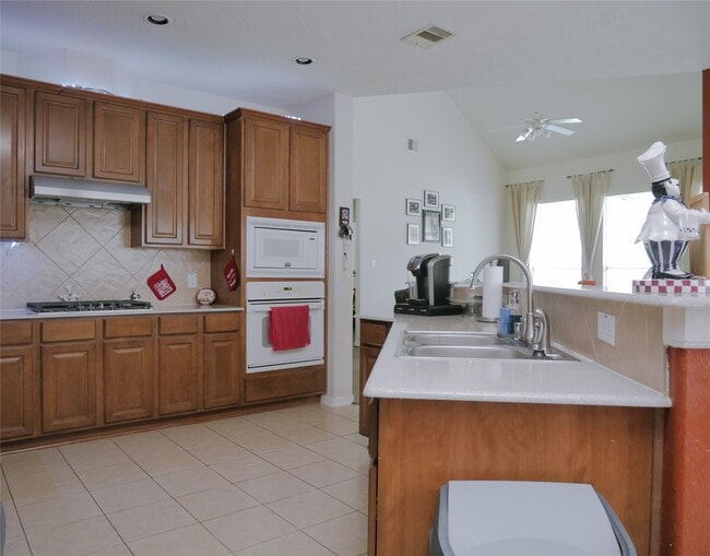 Building Photo - 17619 Emerald Garden Ln